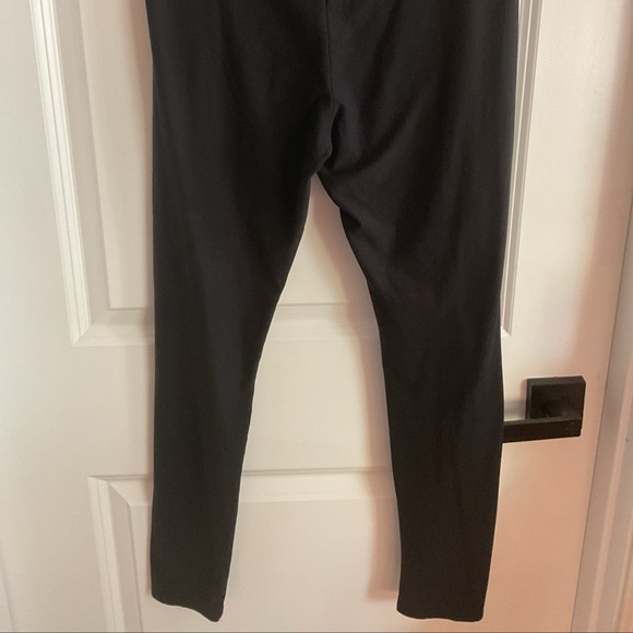 SO Perfect Legging - Perfectly Soft - Elastic Waist Pull On Leggings - Black - Picture 5 of 12